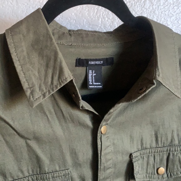 Army green button up - Picture 3 of 5